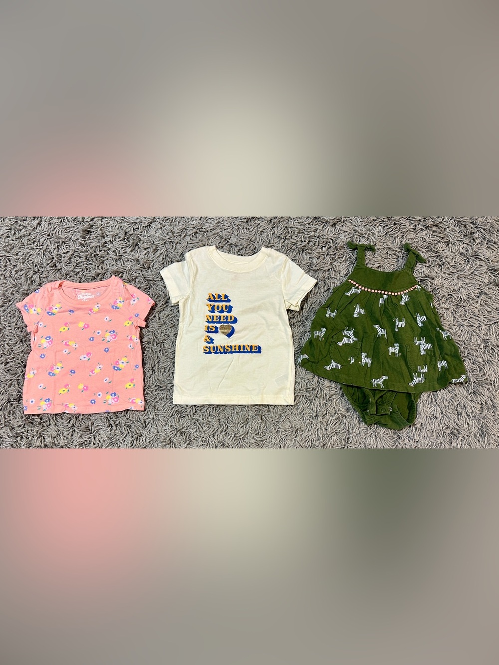 OshKosh B'gosh Cream Graphic Tee with Blue & Yellow Print
